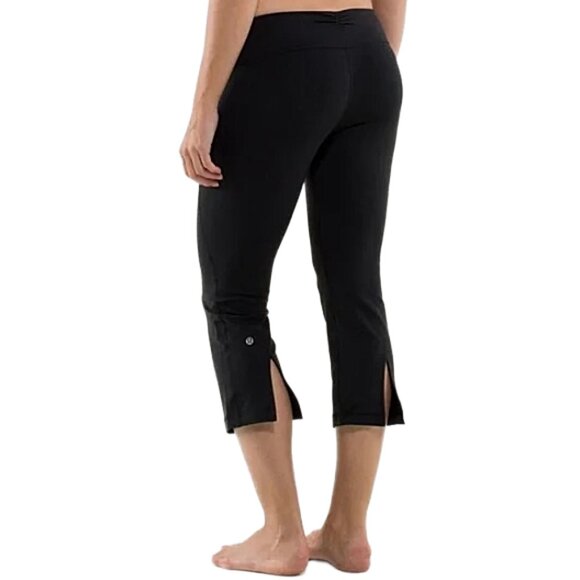 Lululemon Black Cropped Pants 8 Activewear Yoga Gym Slit Hem Leggings - Picture 1 of 11